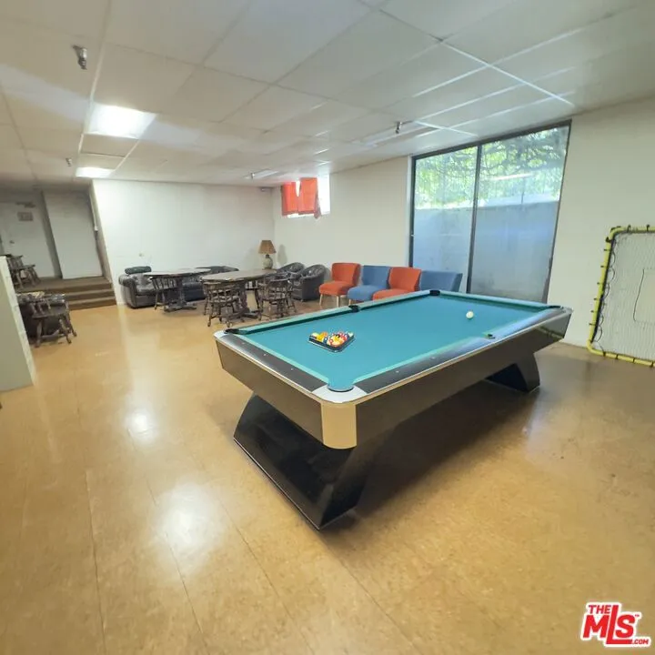 8145 Redlands Street #205 Playa del Rey, CA 90293