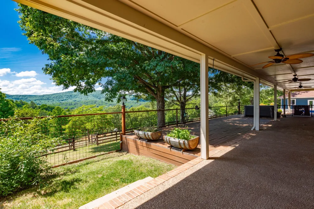 320 Crestview Lane Dayton, TN 37321