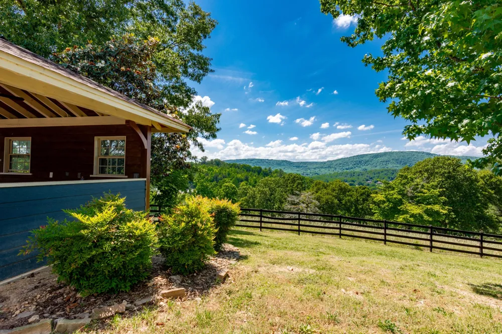 320 Crestview Lane Dayton, TN 37321