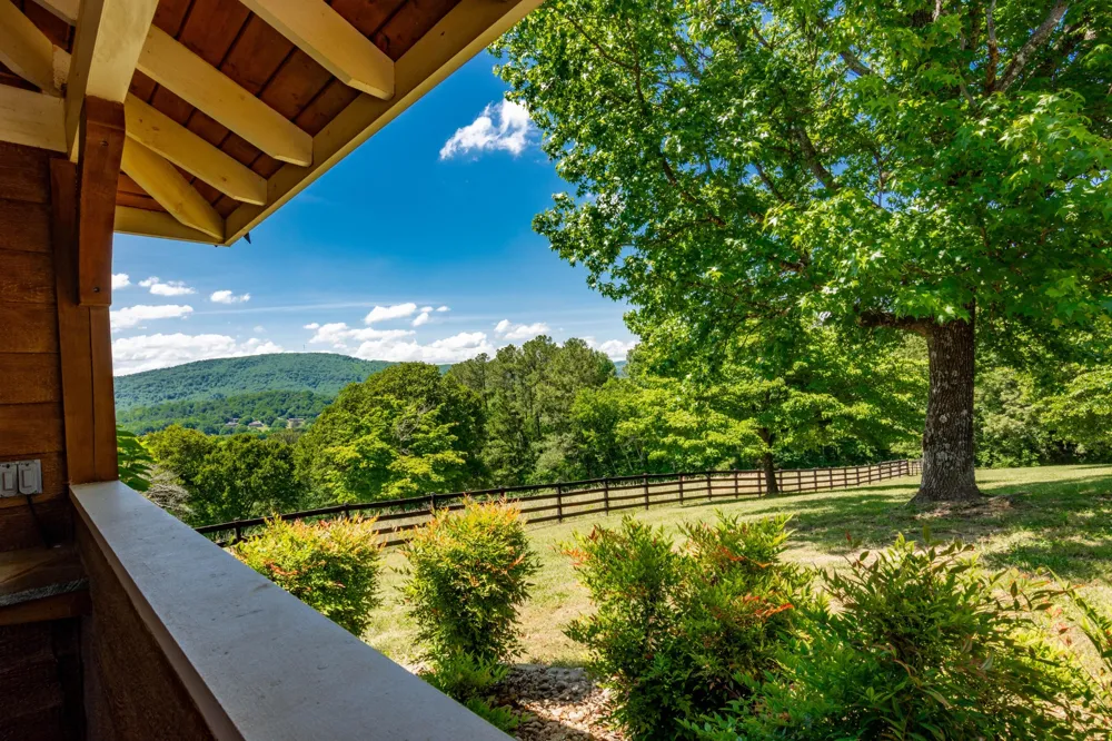 320 Crestview Lane Dayton, TN 37321