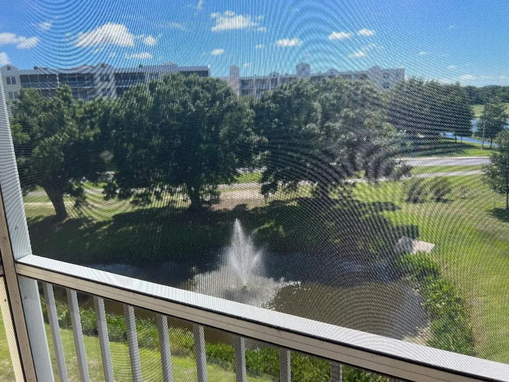 960 STARKEY ROAD #10305 Largo, FL 33771