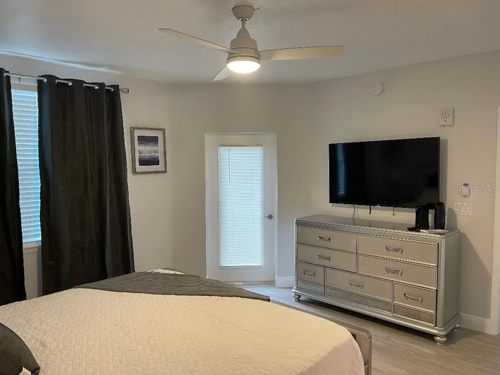 960 STARKEY ROAD #10305 Largo, FL 33771