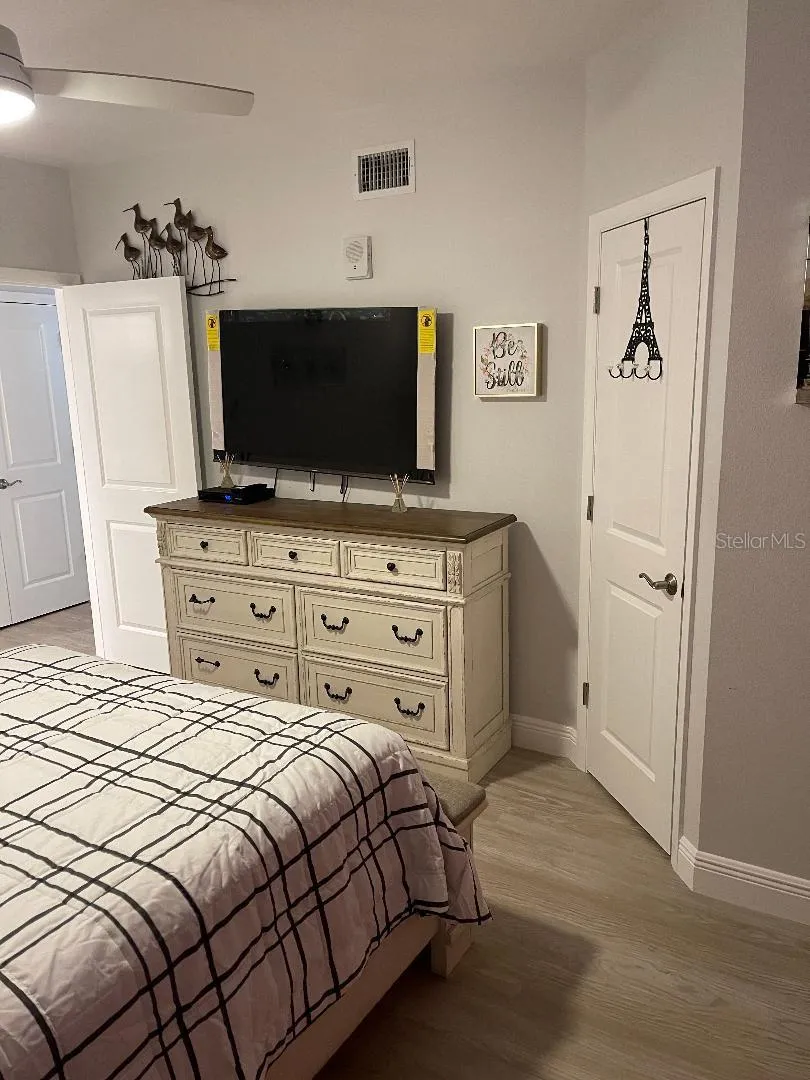 960 STARKEY ROAD #10305 Largo, FL 33771