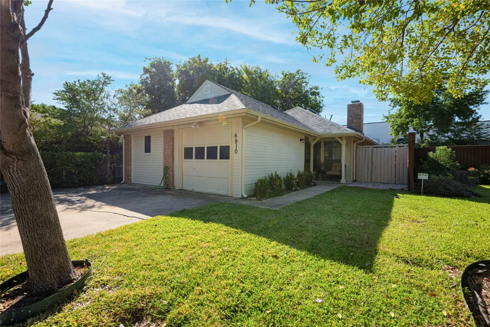 6910 Winding Creek Court