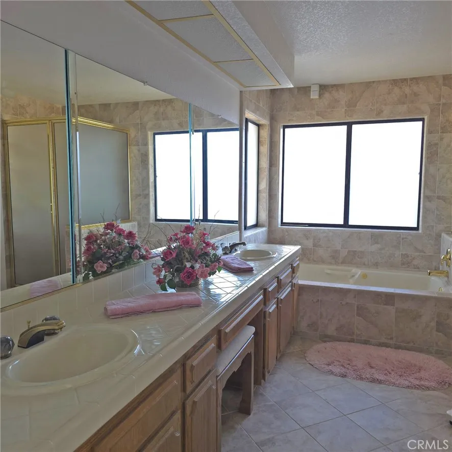 30127 White Wake Canyon Lake, CA 92587