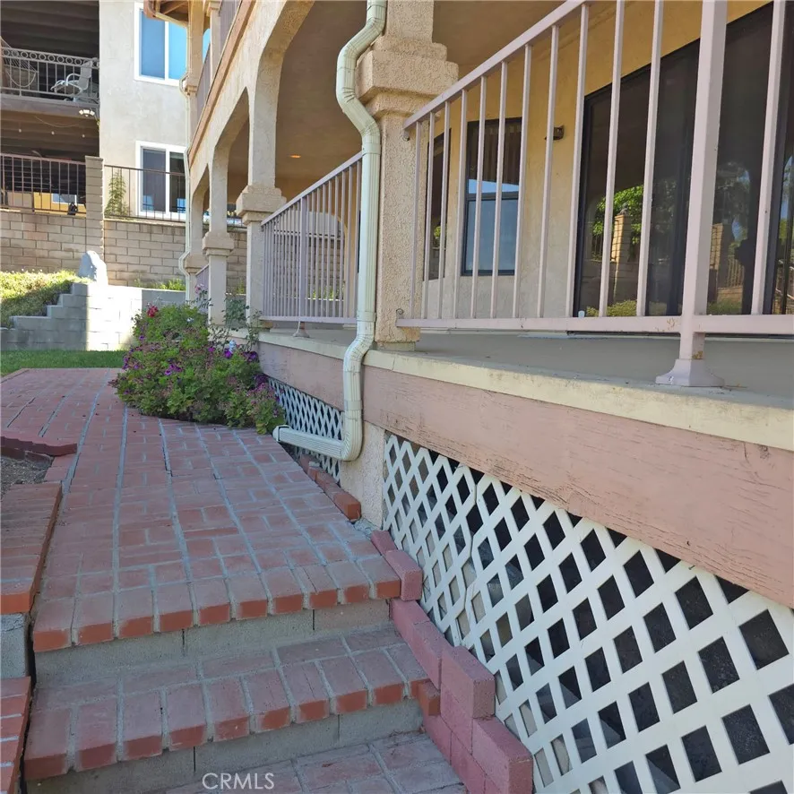 30127 White Wake Canyon Lake, CA 92587