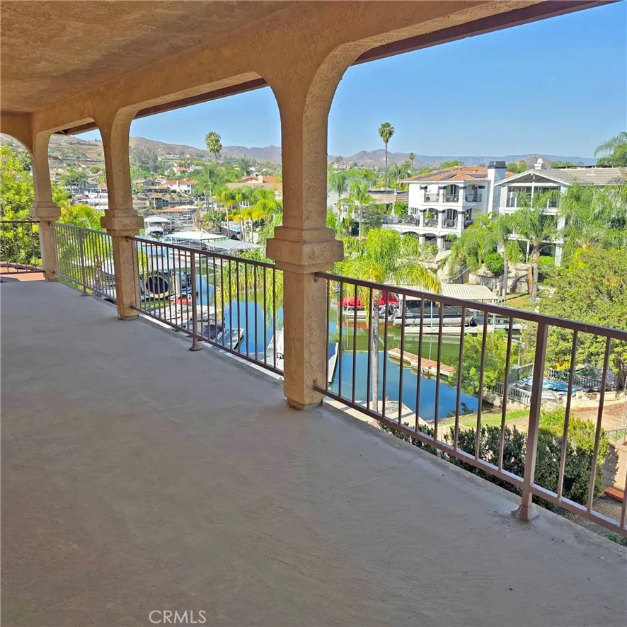 30127 White Wake Canyon Lake, CA 92587