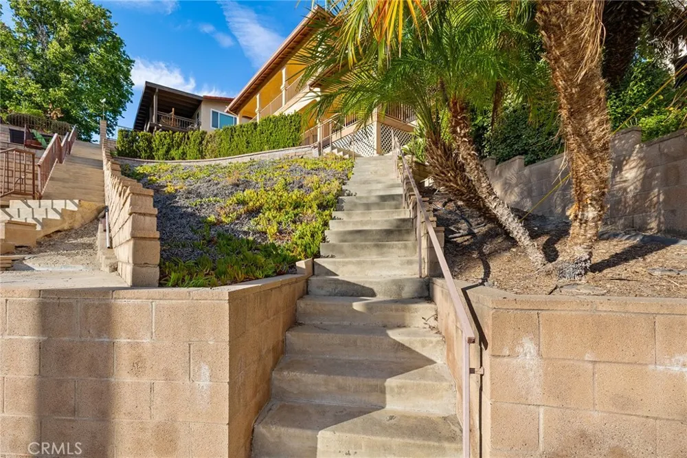 30127 White Wake Canyon Lake, CA 92587