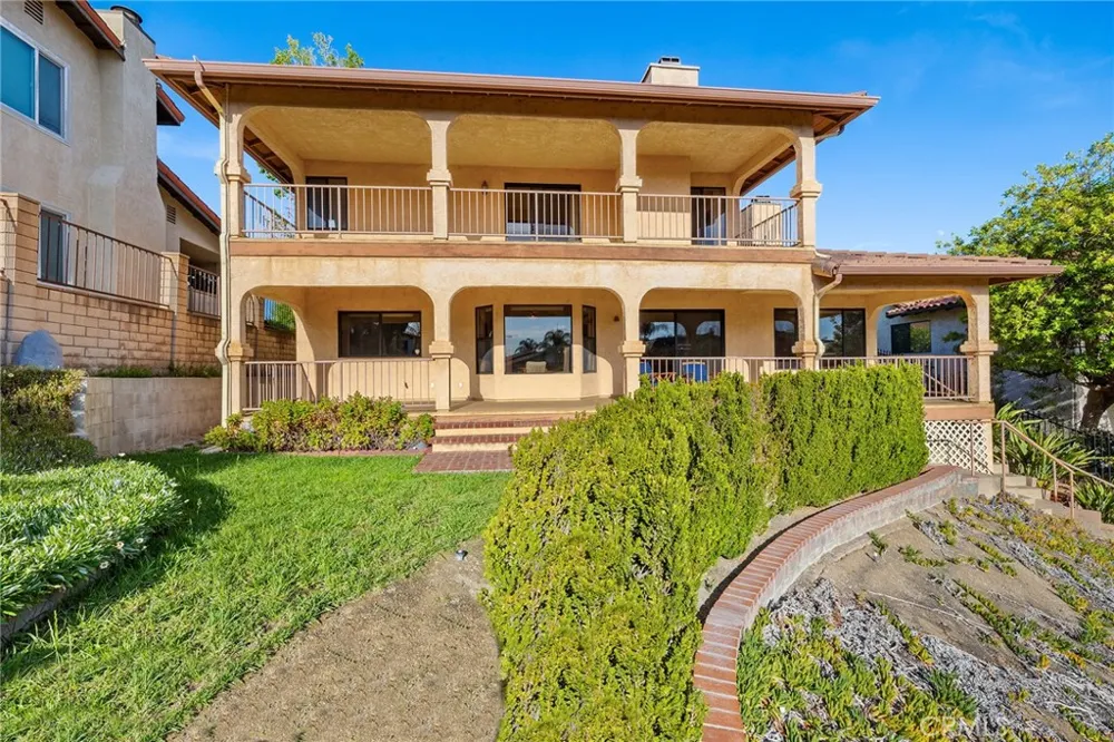 30127 White Wake Canyon Lake, CA 92587