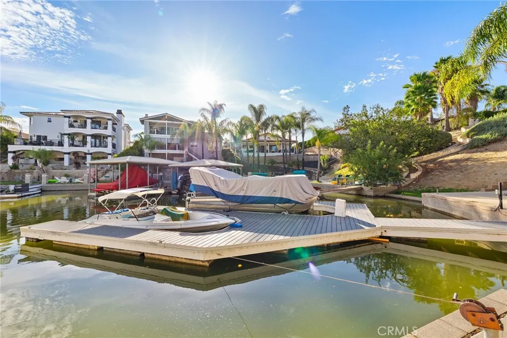30127 White Wake Canyon Lake, CA 92587