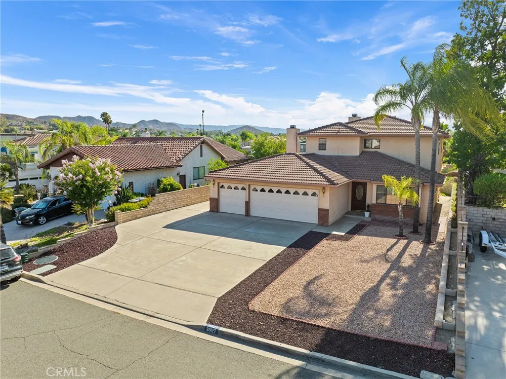 30127 White Wake Canyon Lake, CA 92587
