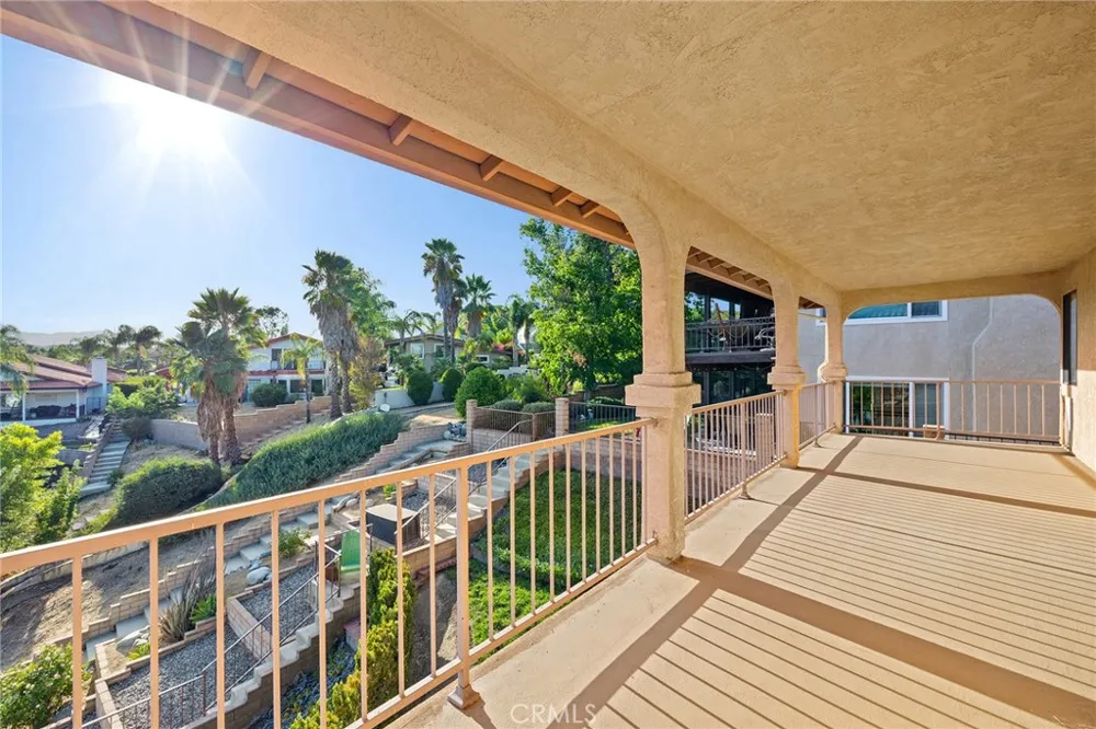 30127 White Wake Canyon Lake, CA 92587