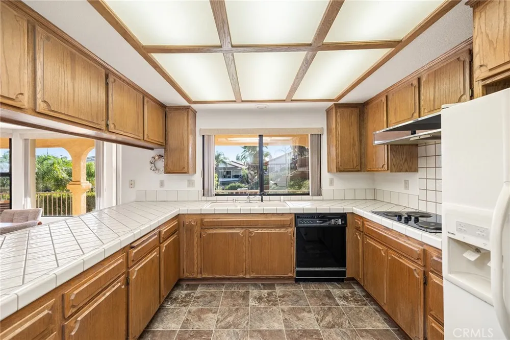 30127 White Wake Canyon Lake, CA 92587