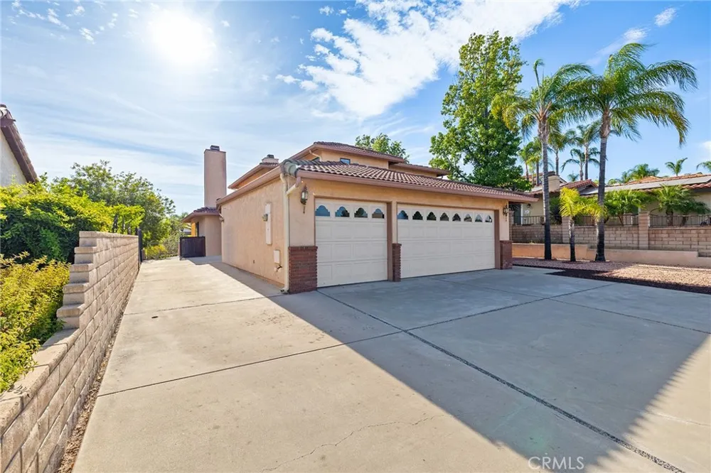 30127 White Wake Canyon Lake, CA 92587