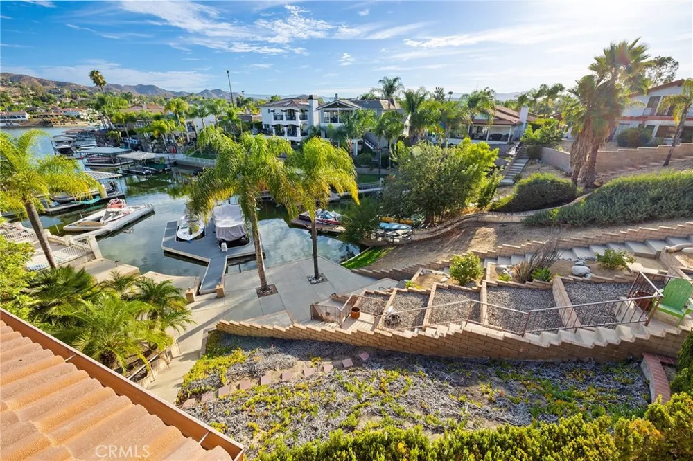 30127 White Wake Canyon Lake, CA 92587