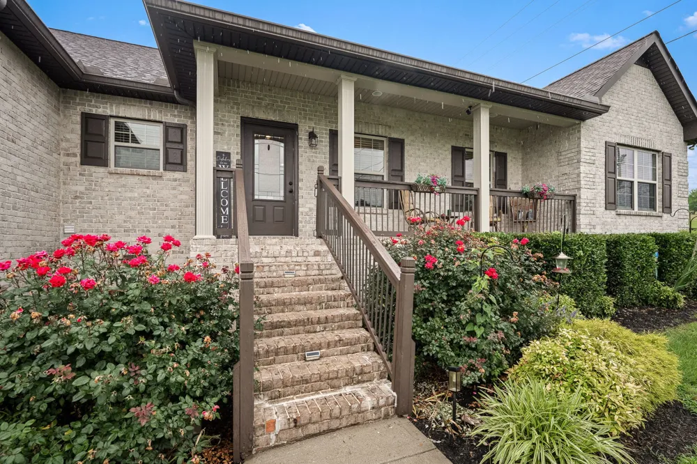 25 Bridle Path Ln Hartsville, TN 37074