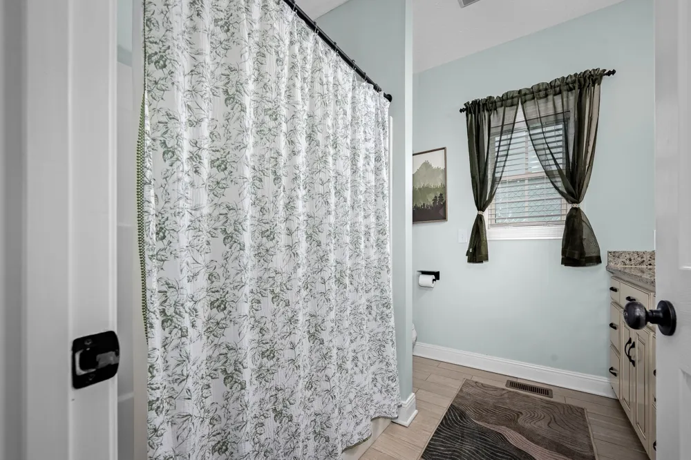 25 Bridle Path Ln Hartsville, TN 37074