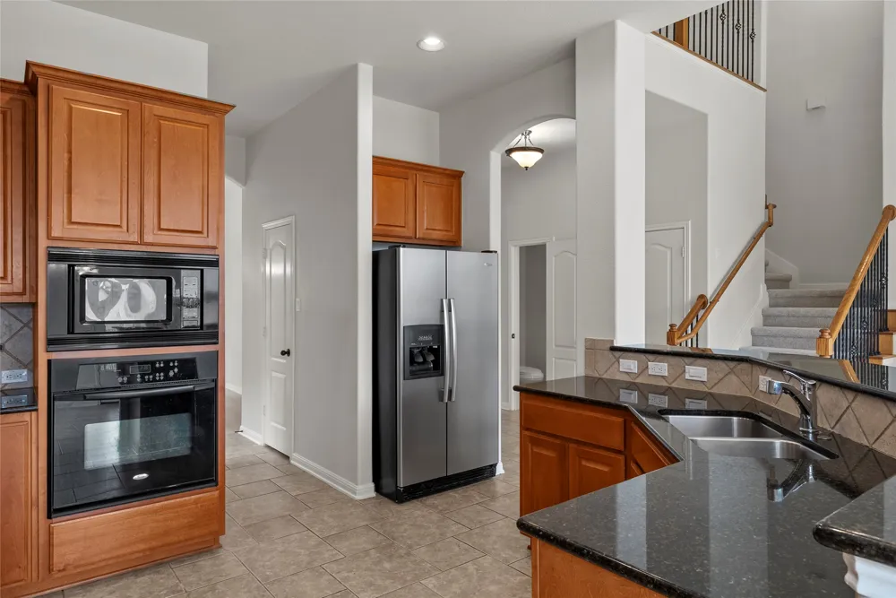 1917 Kempwood Loop Round Rock, TX 78665
