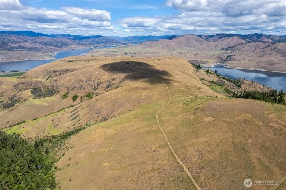45000 Hanson Harbor Road Wilbur, WA 99185