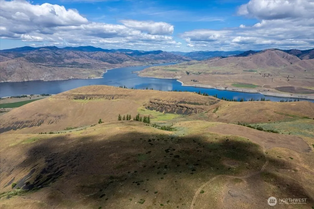 45000 Hanson Harbor Road Wilbur, WA 99185