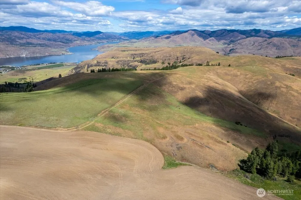45000 Hanson Harbor Road Wilbur, WA 99185
