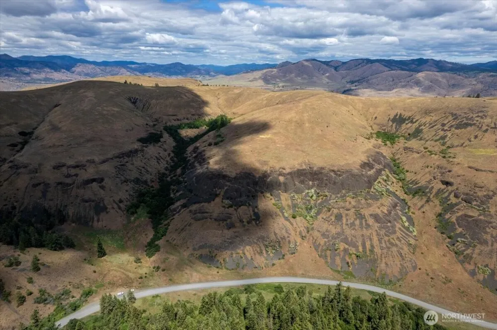 45000 Hanson Harbor Road Wilbur, WA 99185