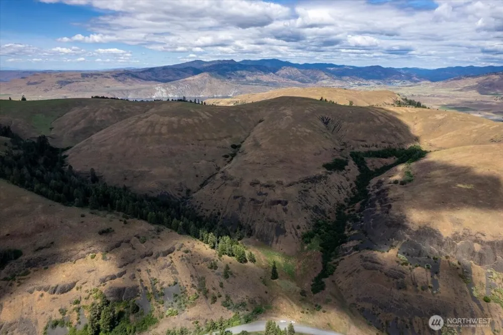 45000 Hanson Harbor Road Wilbur, WA 99185