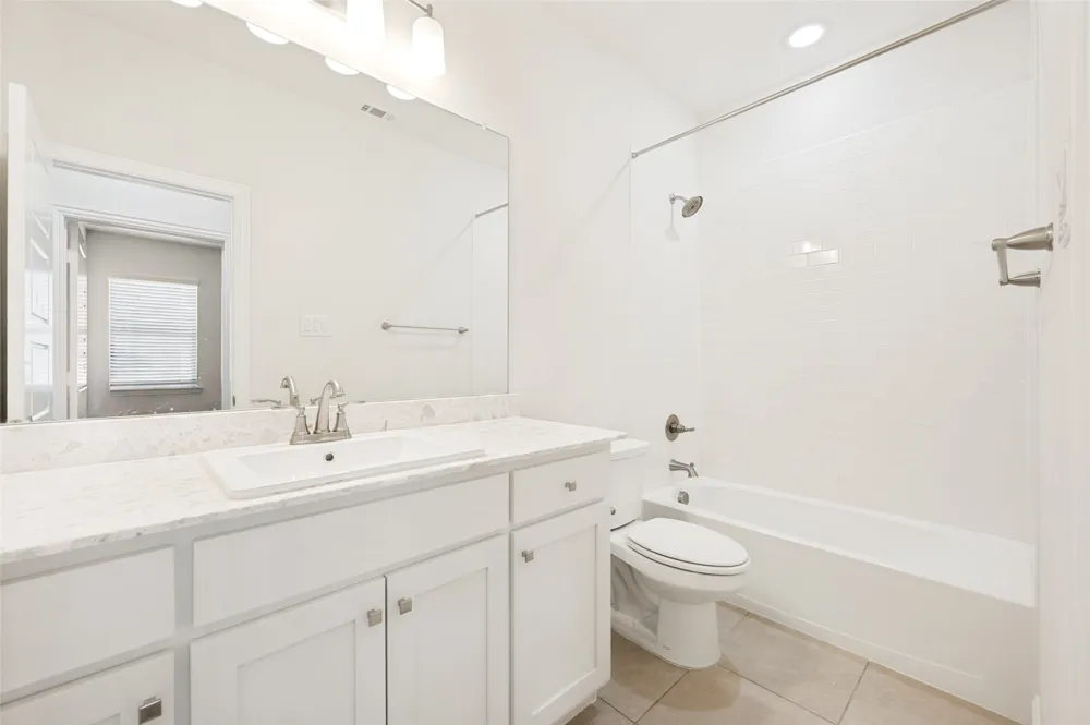 12986 Jk Ojha Street Farmers Branch, TX 75234