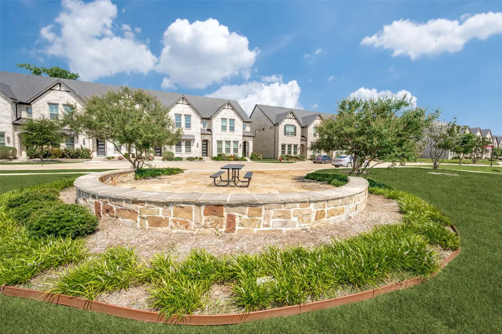 12986 Jk Ojha Street Farmers Branch, TX 75234