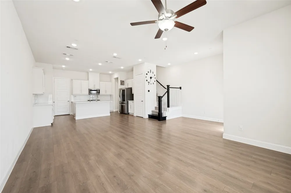 12986 Jk Ojha Street Farmers Branch, TX 75234