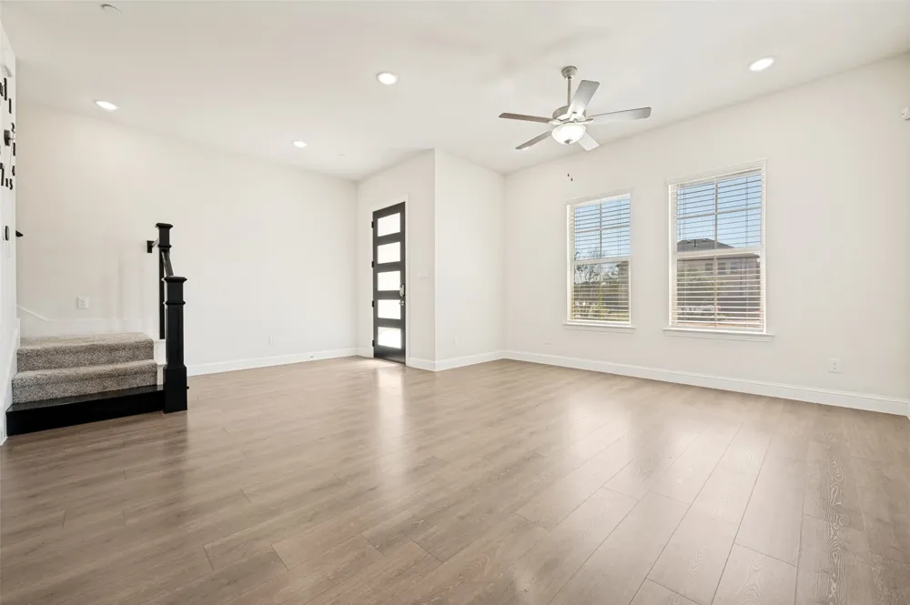 12986 Jk Ojha Street Farmers Branch, TX 75234