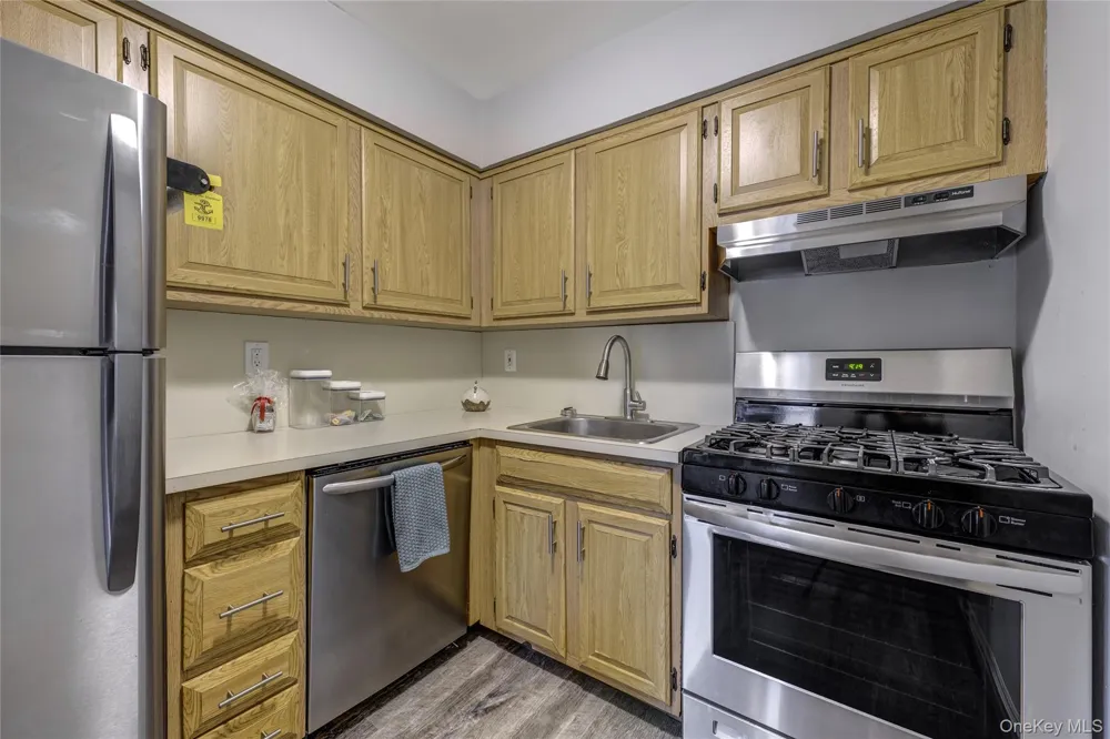 1 Anchorage Lane #2B Oyster Bay, NY 11771