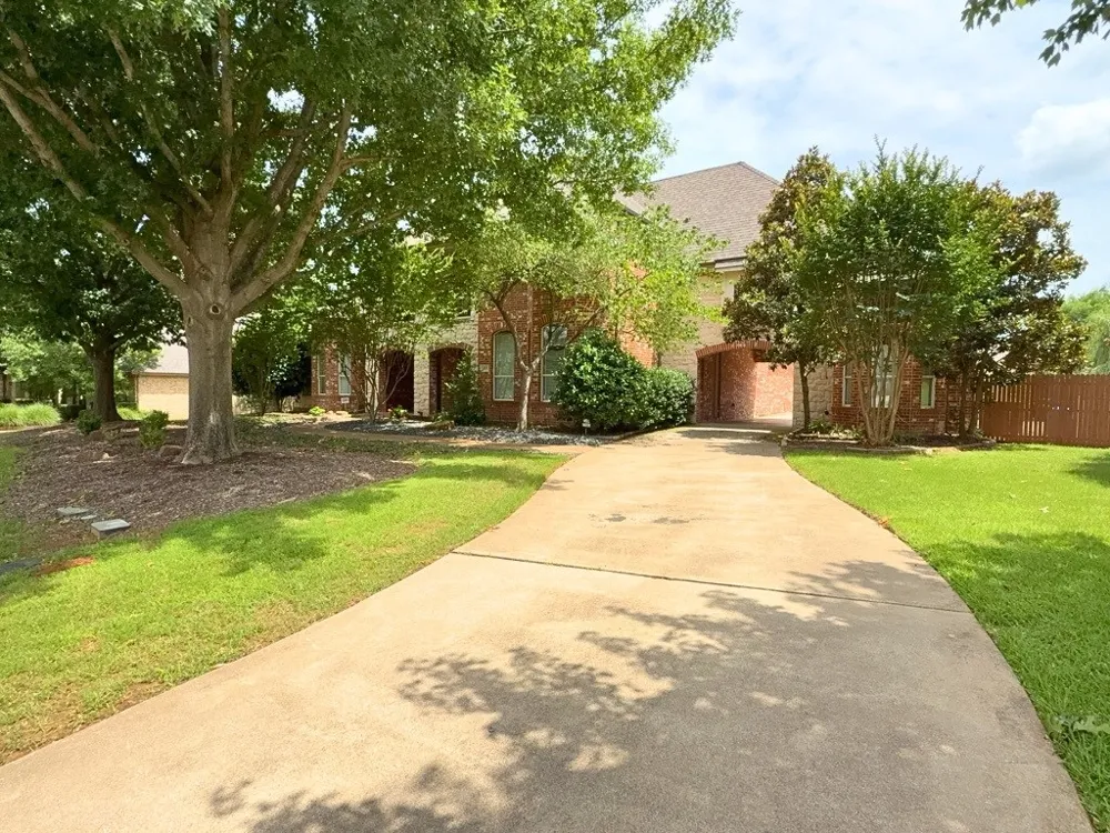 1205 Golden Gate Drive Southlake, TX 76092