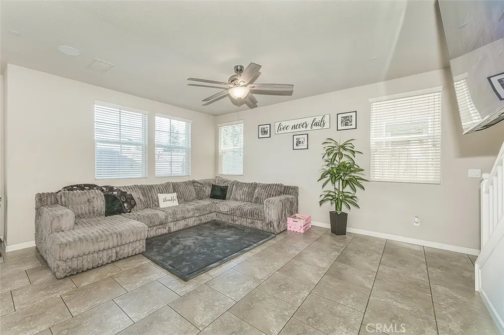 1363 Joy Drive Clovis, CA 93619