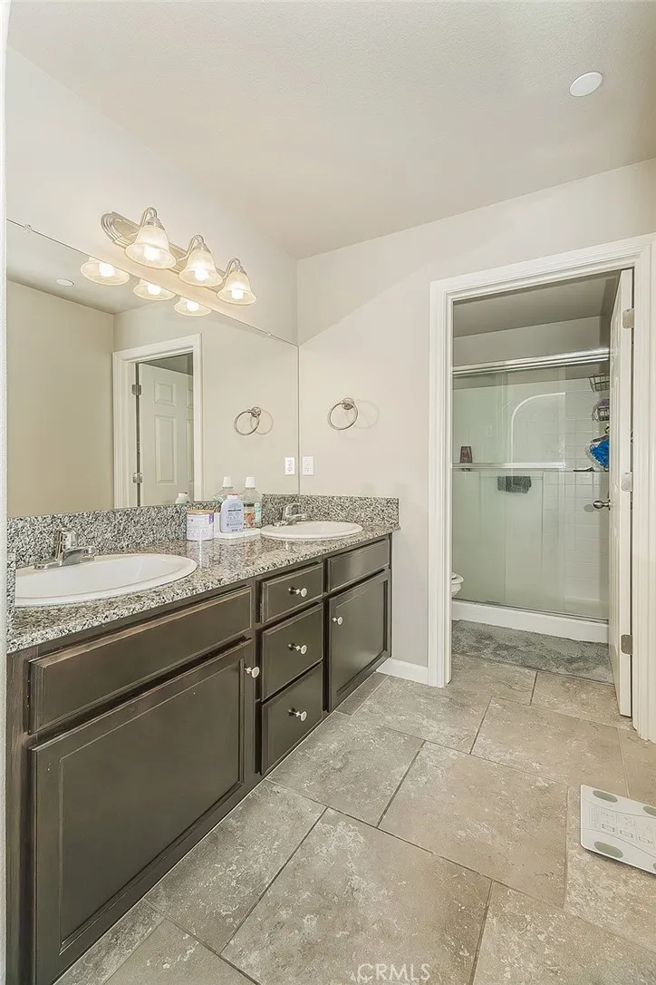 1363 Joy Drive Clovis, CA 93619