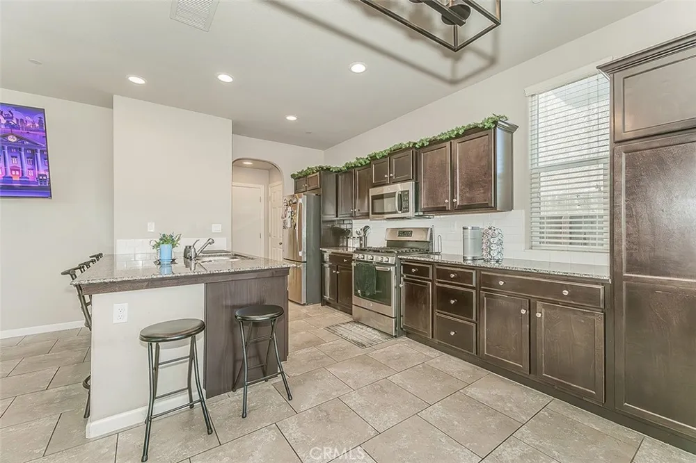 1363 Joy Drive Clovis, CA 93619