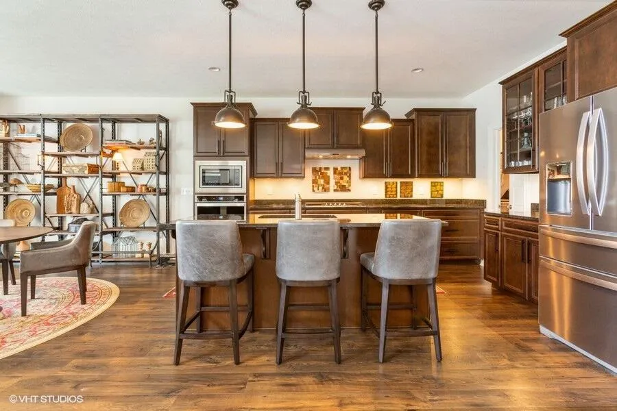 2600 Bell Circle Stevensville, MI 49127