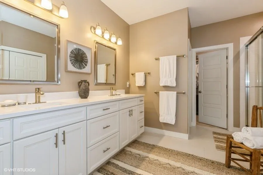 2600 Bell Circle Stevensville, MI 49127