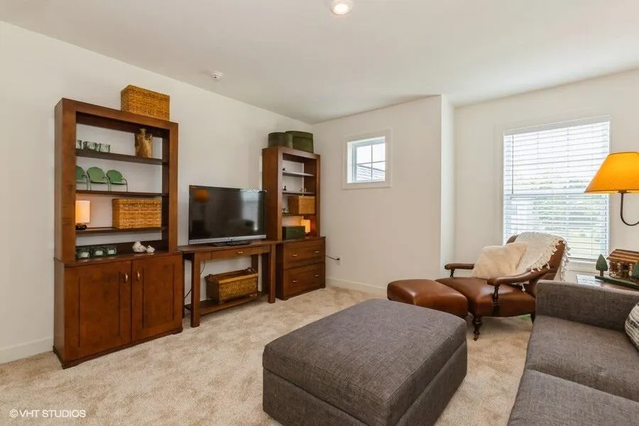 2600 Bell Circle Stevensville, MI 49127
