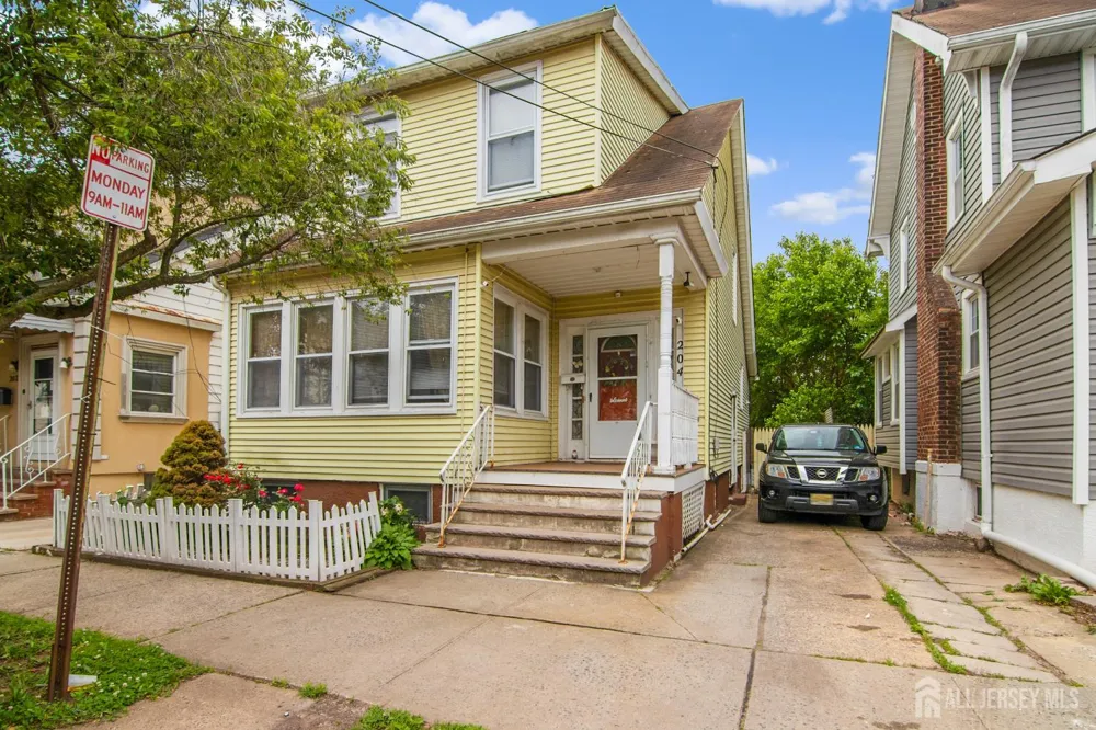 204-204 Howard Street