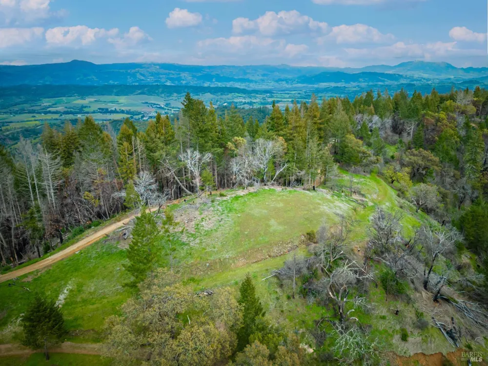 1401 Big Ridge Road Healdsburg, CA 95448