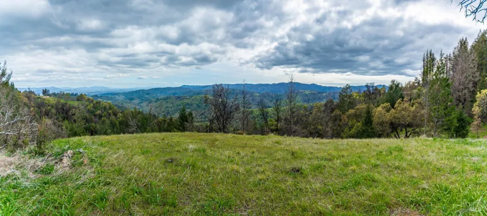 1401 Big Ridge Road Healdsburg, CA 95448