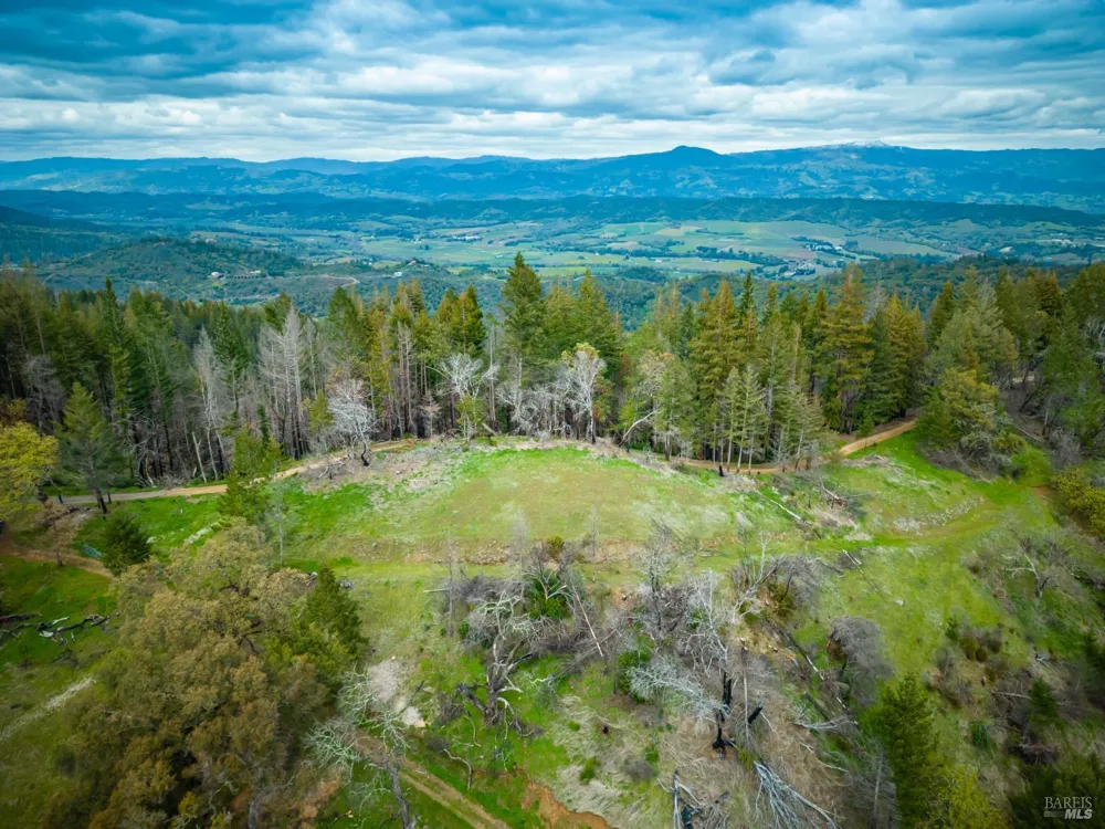 1401 Big Ridge Road Healdsburg, CA 95448