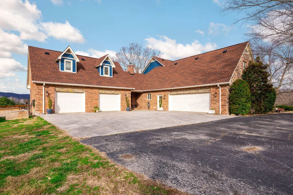 320 Crestview Lane Dayton, TN 37321