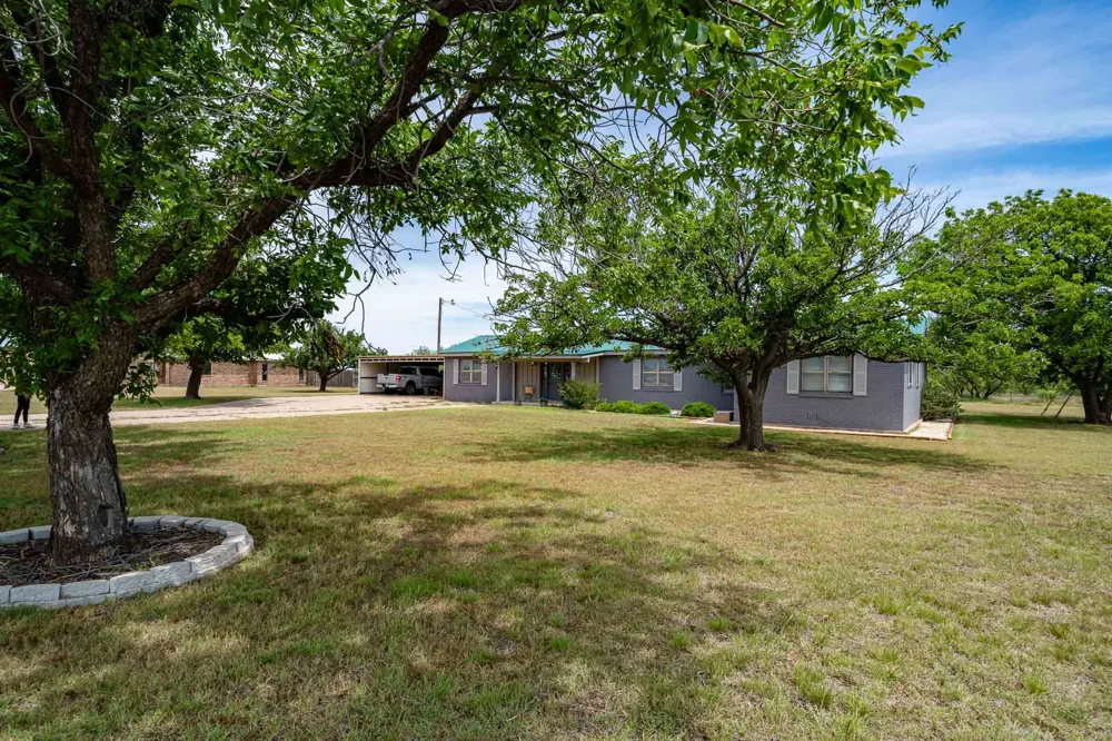 10992 State Highway 6 Avoca, TX 79503