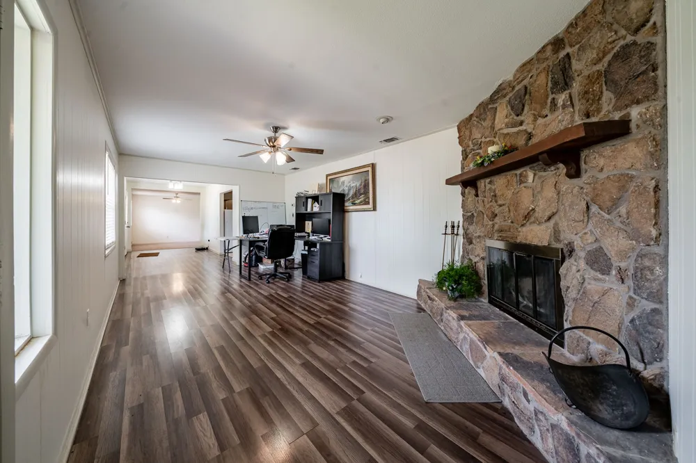 10992 State Highway 6 Avoca, TX 79503