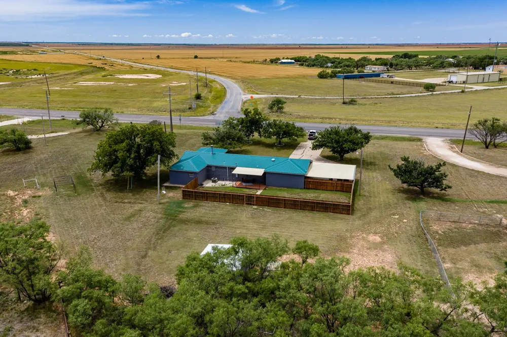 10992 State Highway 6 Avoca, TX 79503