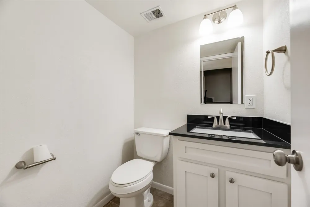 514 Valley Park Drive Garland, TX 75043
