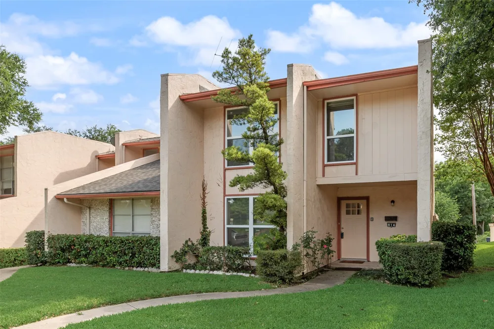 514 Valley Park Drive Garland, TX 75043