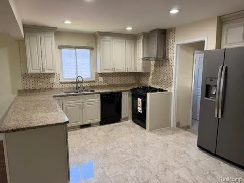 33827 Mint Court